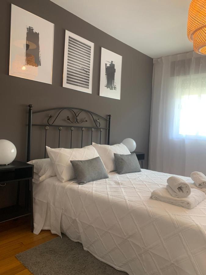 Byhouse Gran Via 35 Apartment Sarria Bagian luar foto