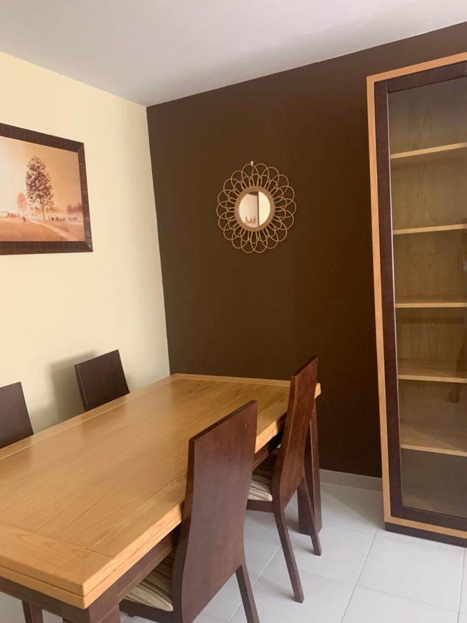 Byhouse Gran Via 35 Apartment Sarria Bagian luar foto